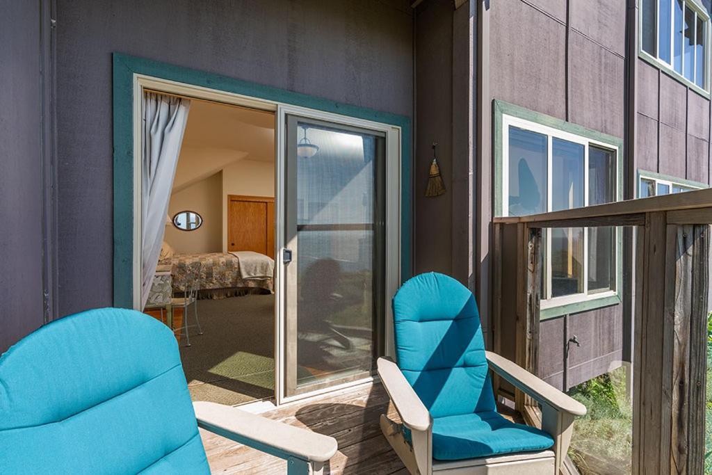 Turtle Rocks Oceanfront Inn Трінідад Екстер'єр фото
